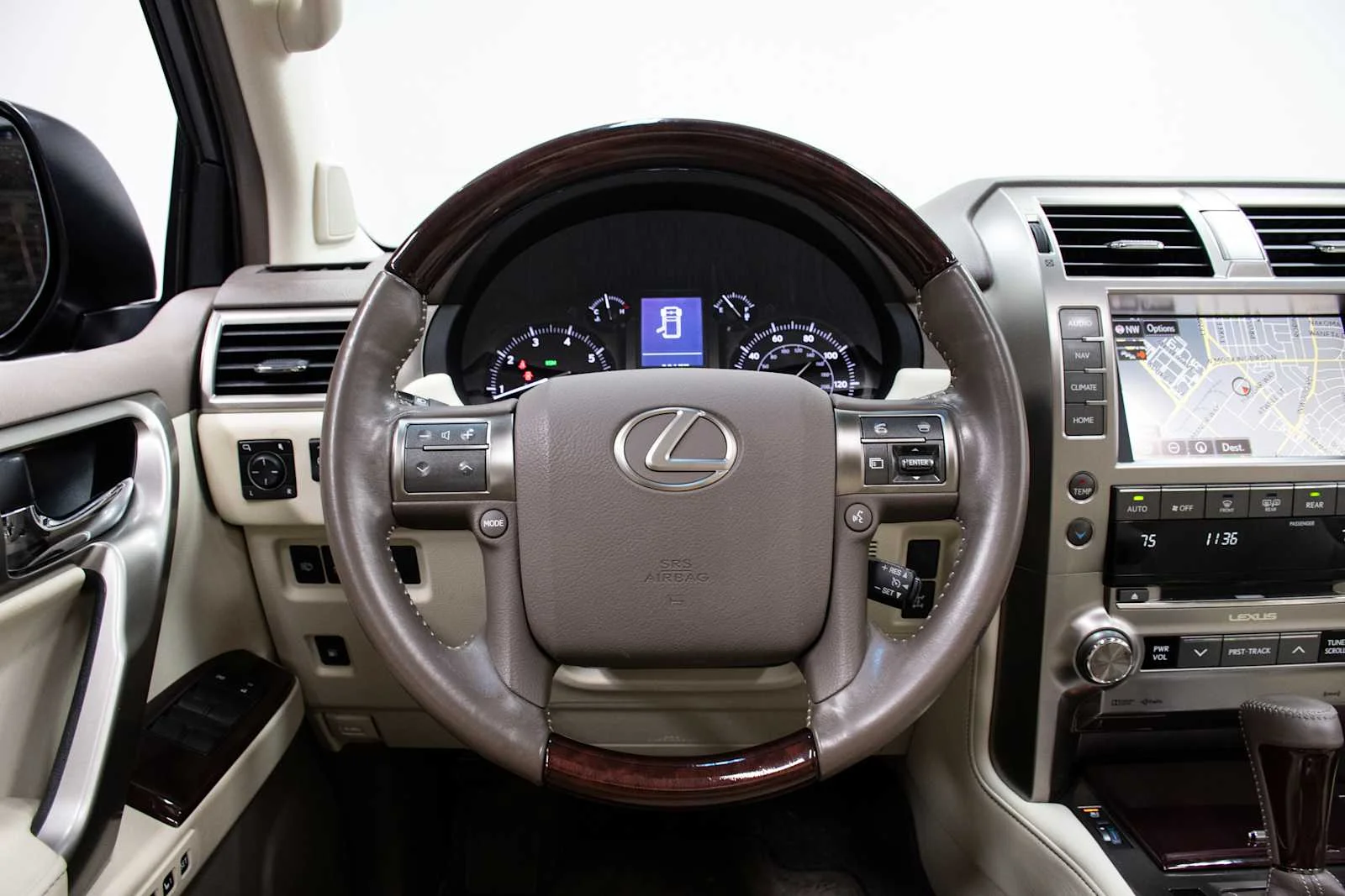 Used 2018 Black Onyx Lexus Premium image 19
