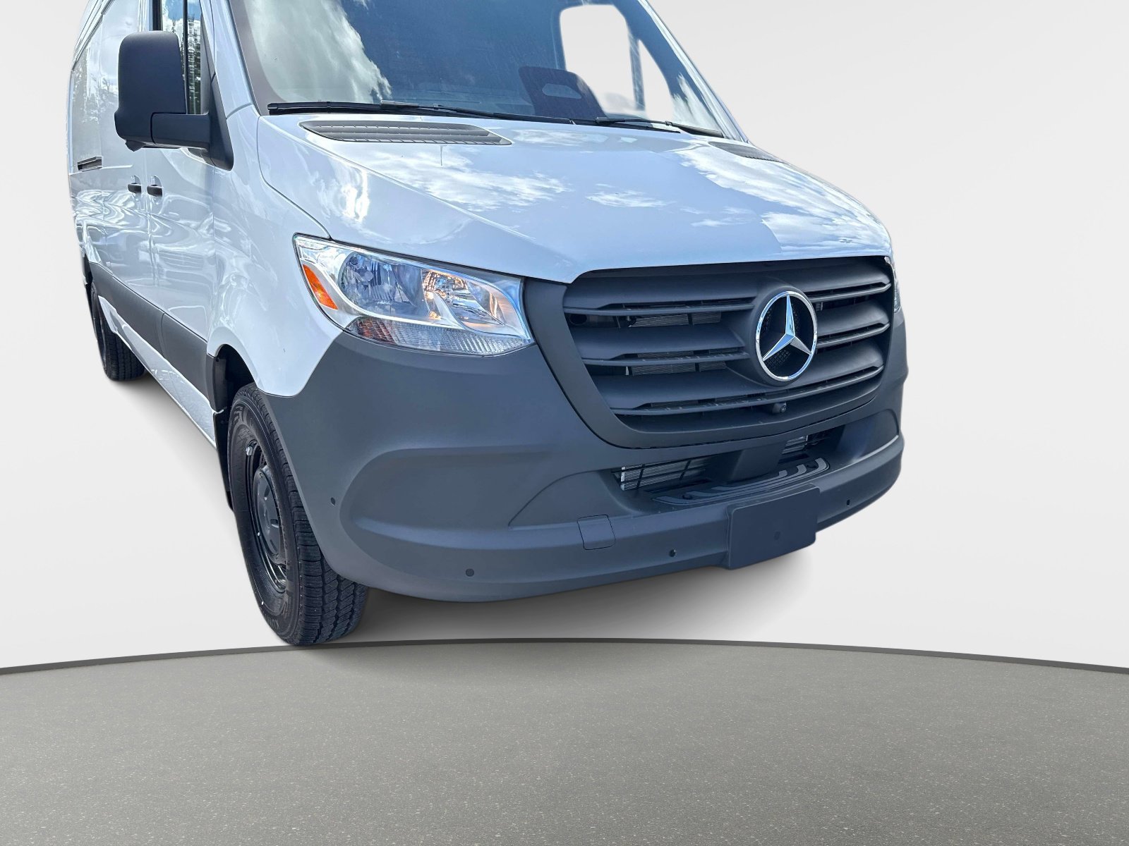 New 2026 Arctic White Sprinter Cargo 170 WB image 7