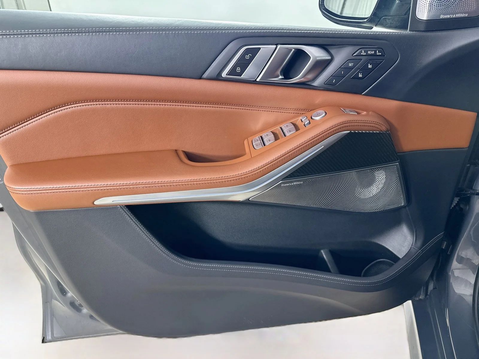 Used 2023 Gray BMW  image 16