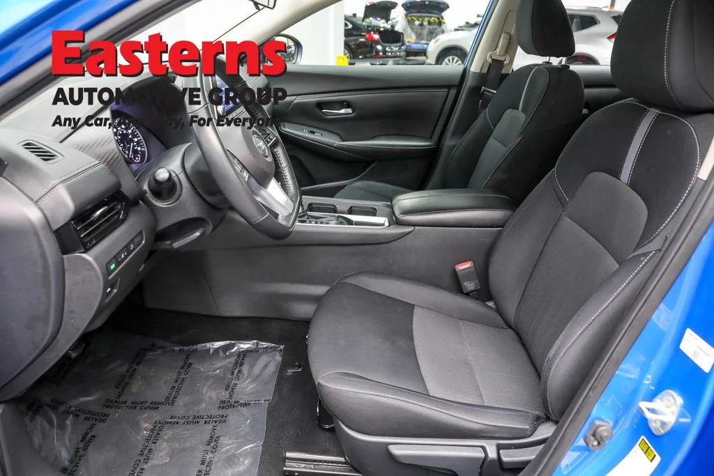 Used 2021 Blue Nissan SV image 13