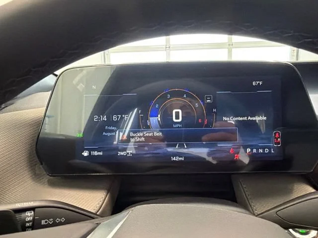 New 2027 Summit White Chevrolet LT image 41