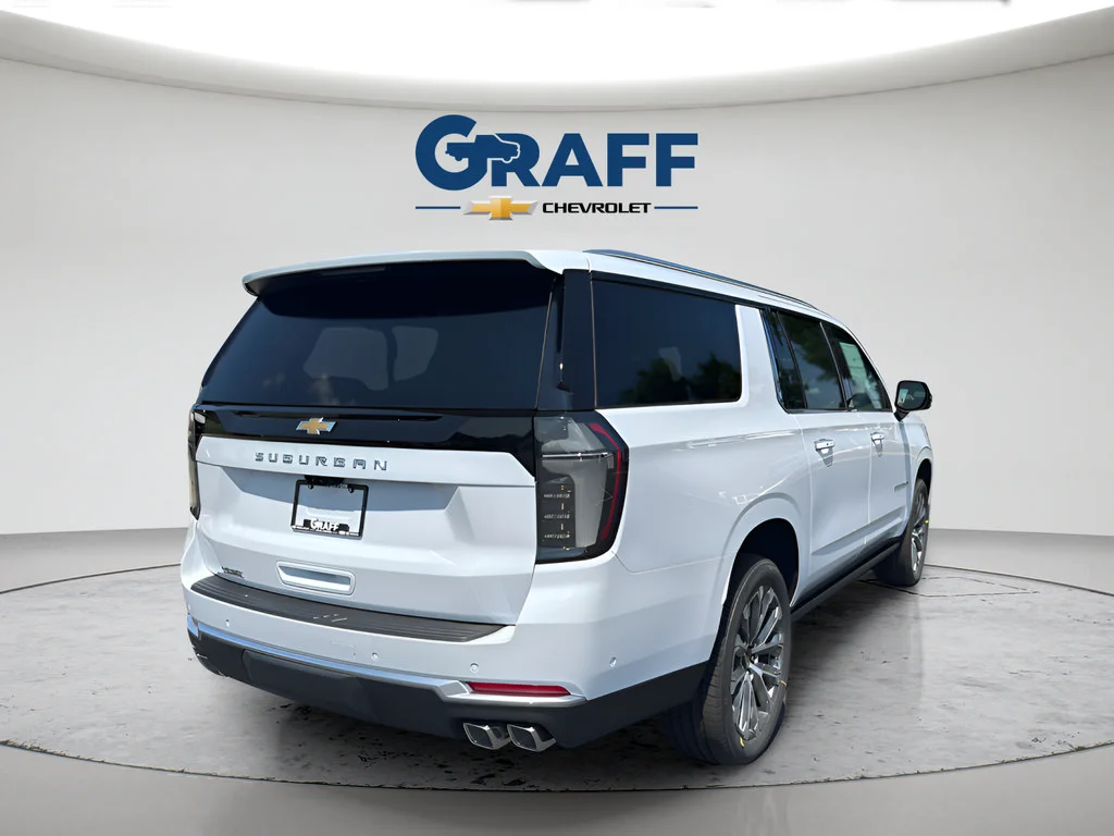 2026 Chevrolet Suburban High Country - Photo 7