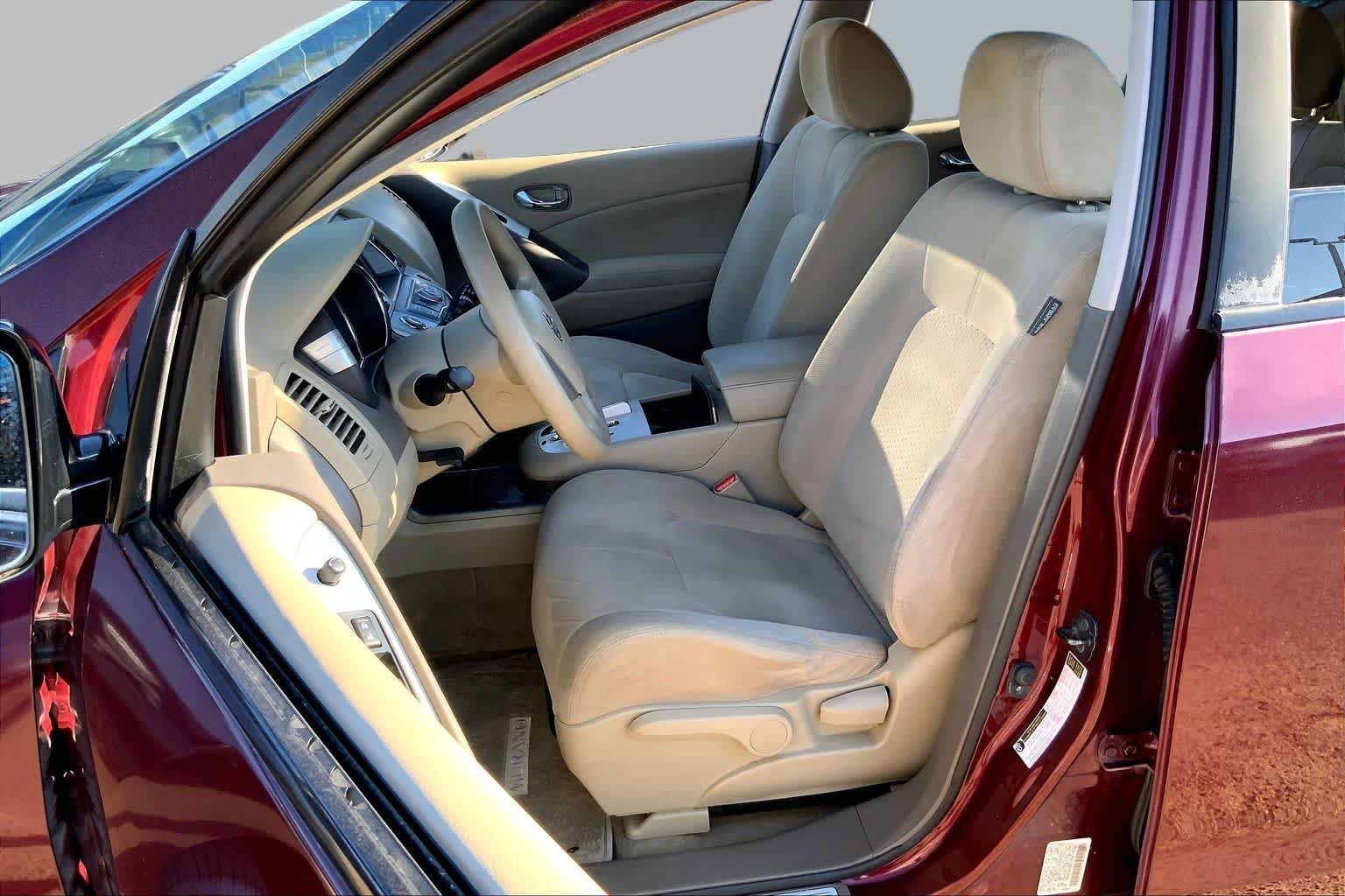 Pre-Owned 2011 Nissan Murano S