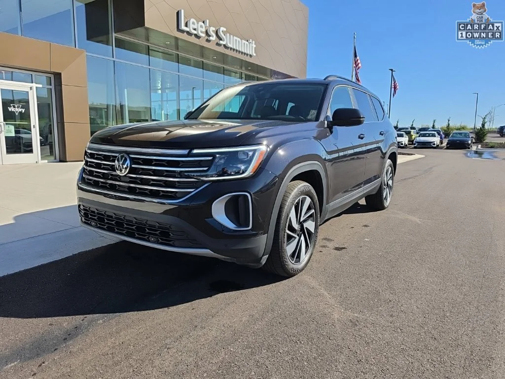 2026 Volkswagen Atlas SE w/Tech