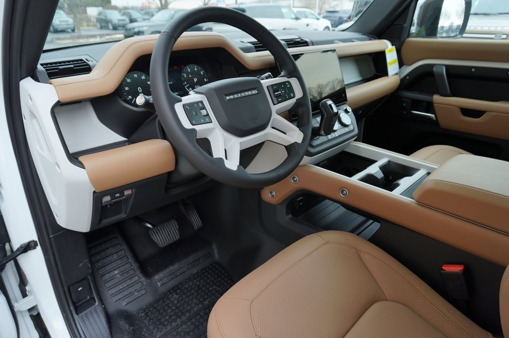 2026 LAND ROVER DEFENDER - Image 12