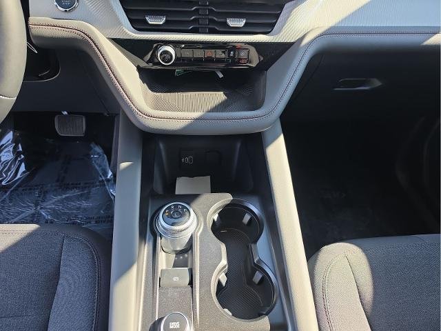 New 2026 Space White Metallic Ford Active image 30
