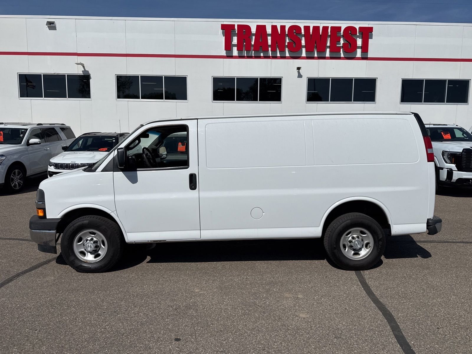 Used 2017 Chevrolet Express Cargo Work Van with VIN 1GCZGGFG0H1296997 for sale in Minneapolis, Minnesota