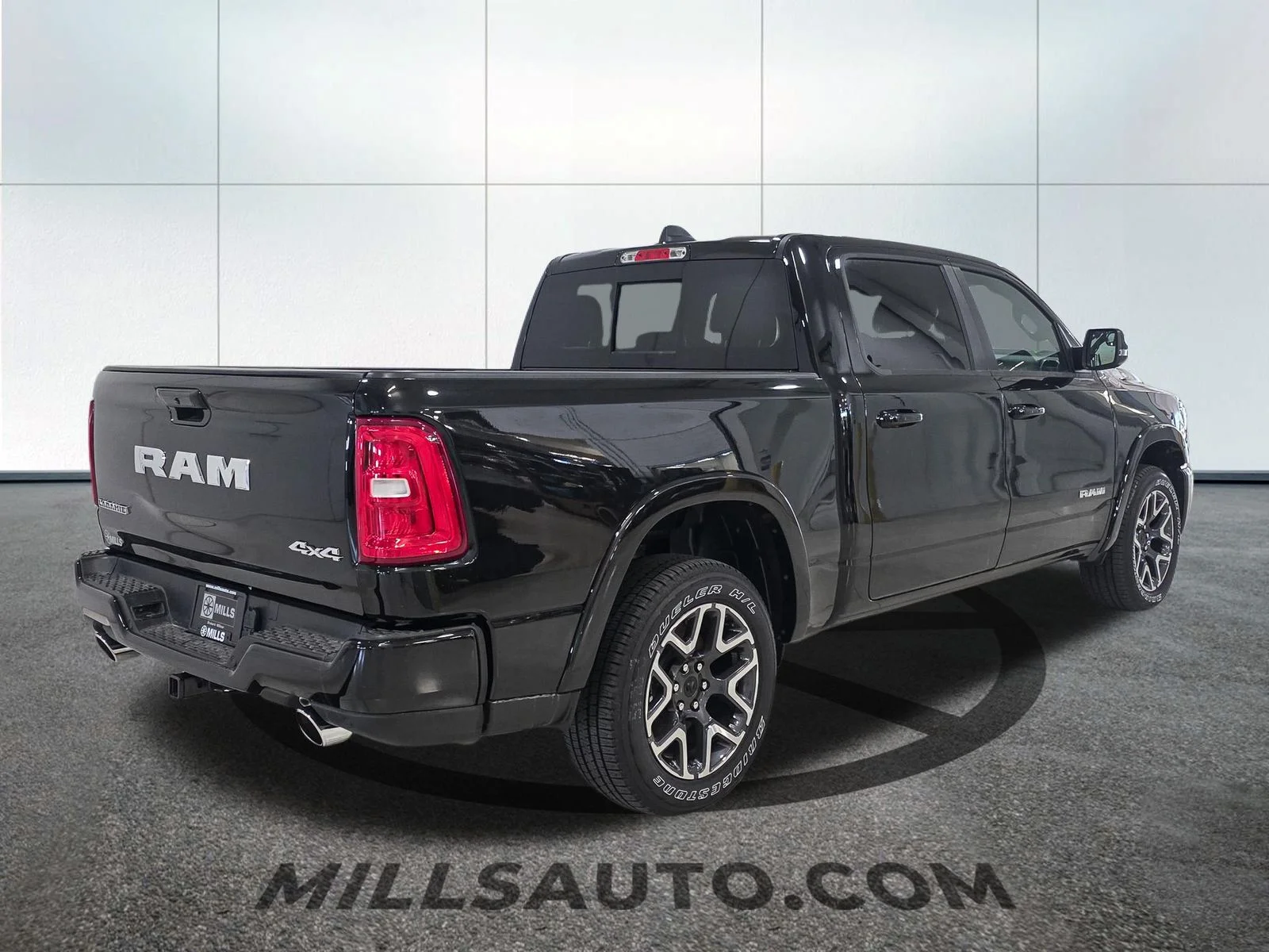 2026 RAM 1500 Laramie - Photo 8