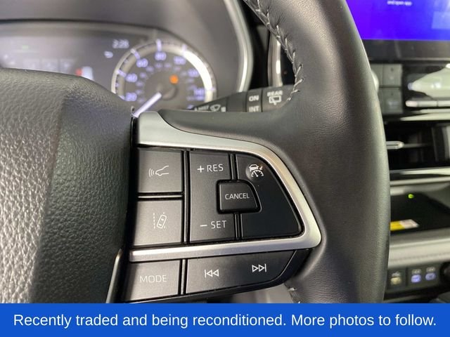 Used 2025 Beige Toyota XLE image 19