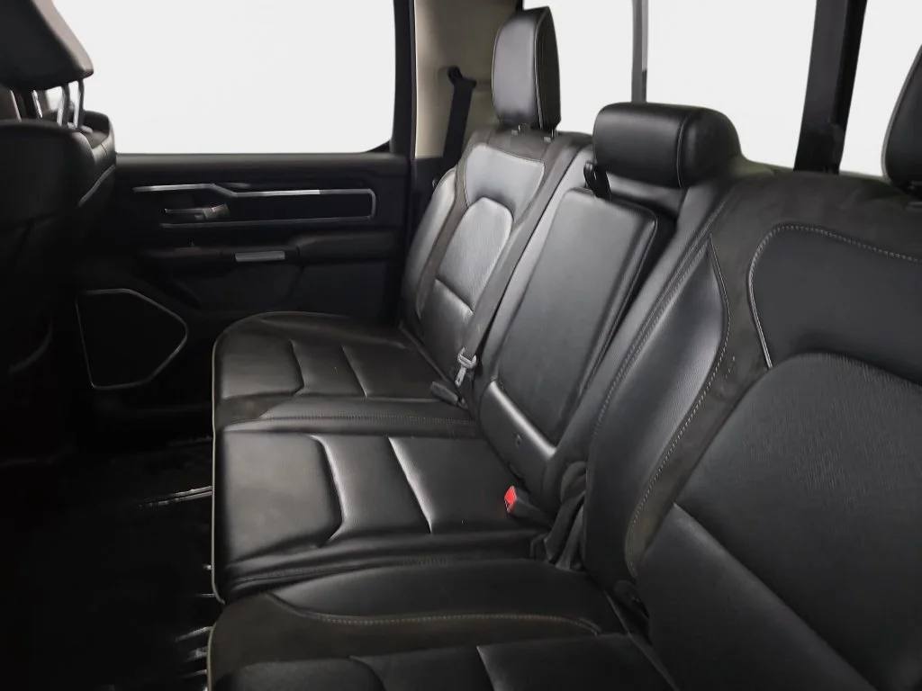 Used 2022 Silver Ram Laramie image 14