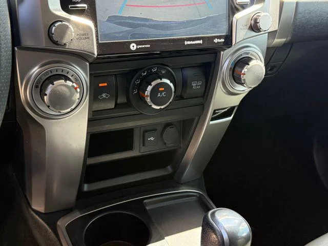 Certified Used 2020 ICE CAP Toyota SR5 Premium image 21