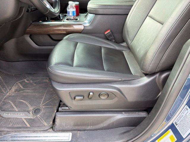 Used 2025 Blue Chevrolet LT image 4