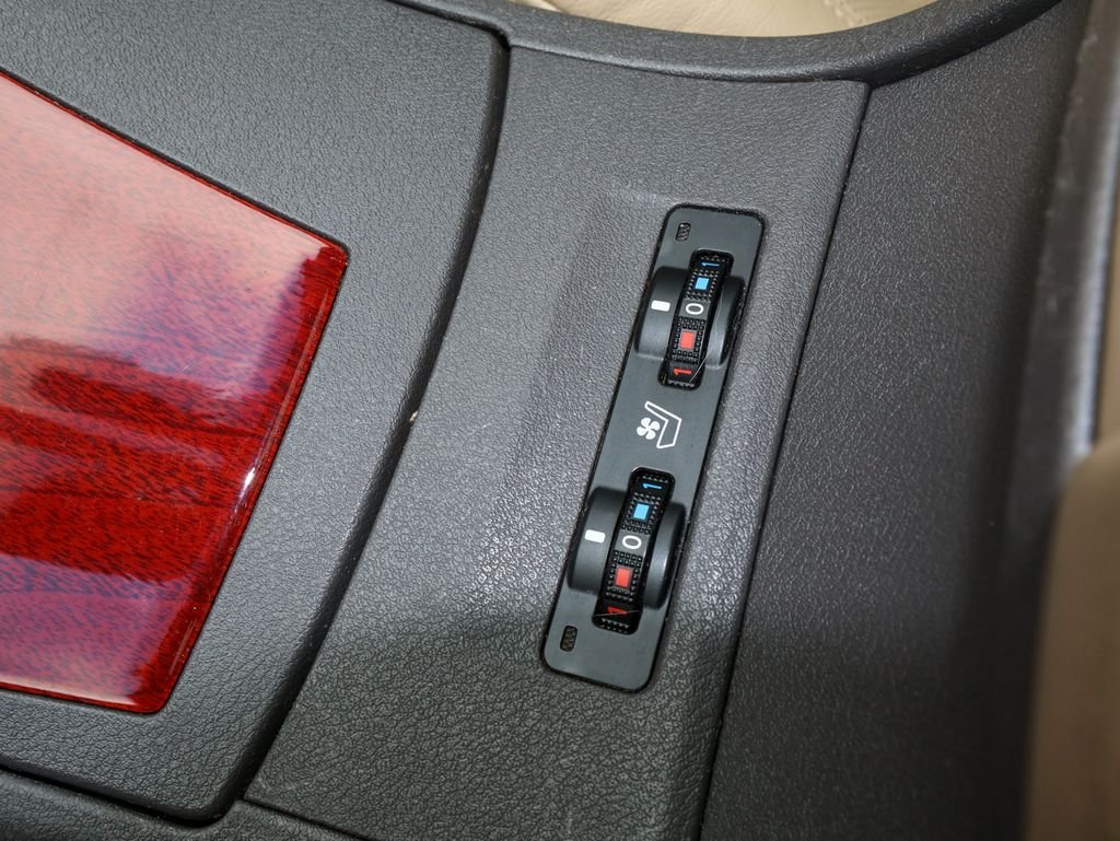 Used 2009 Red Lexus 350 image 25