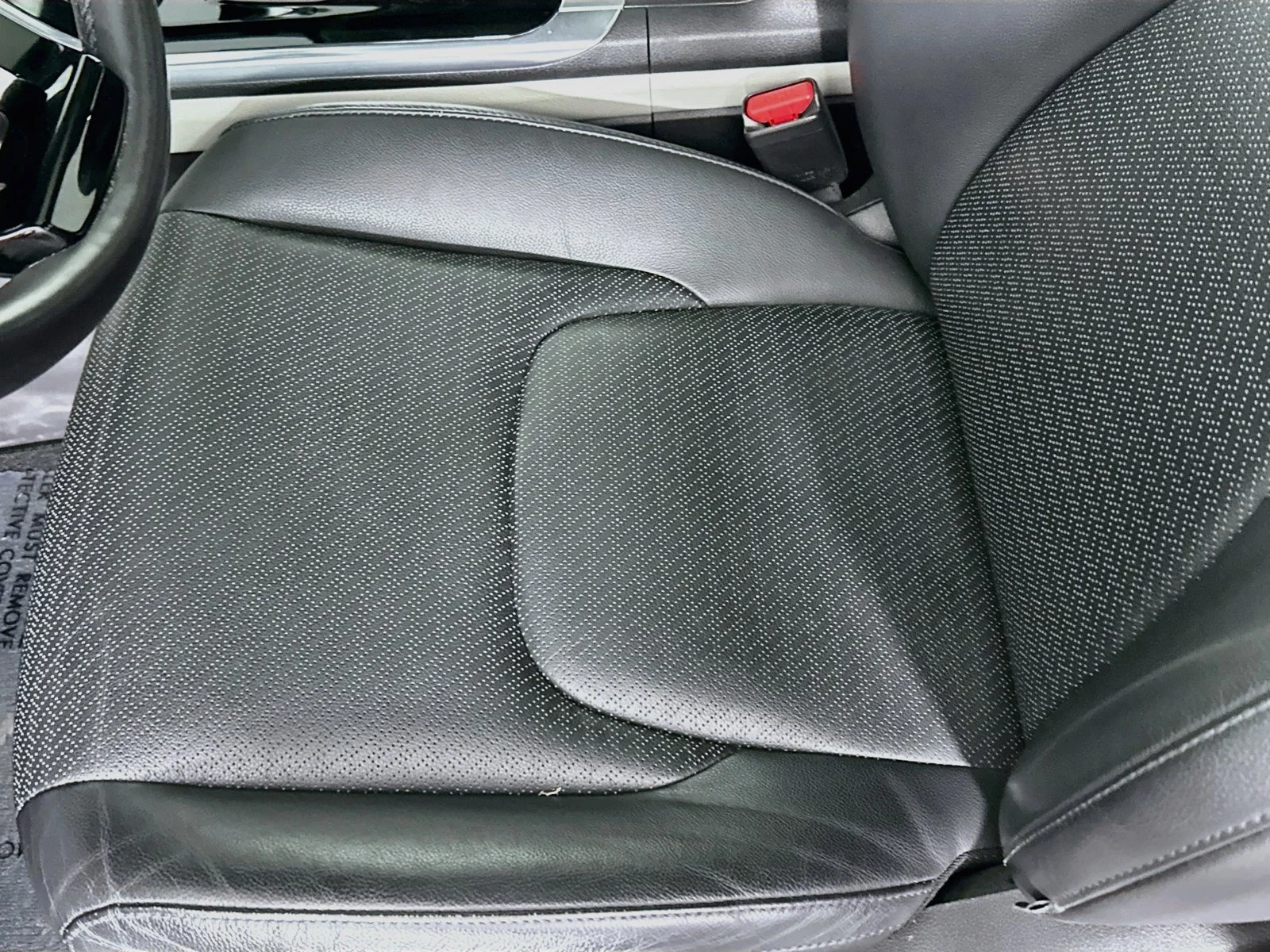 Used 2022 Ceramic Silver Kia SX Prestige image 20