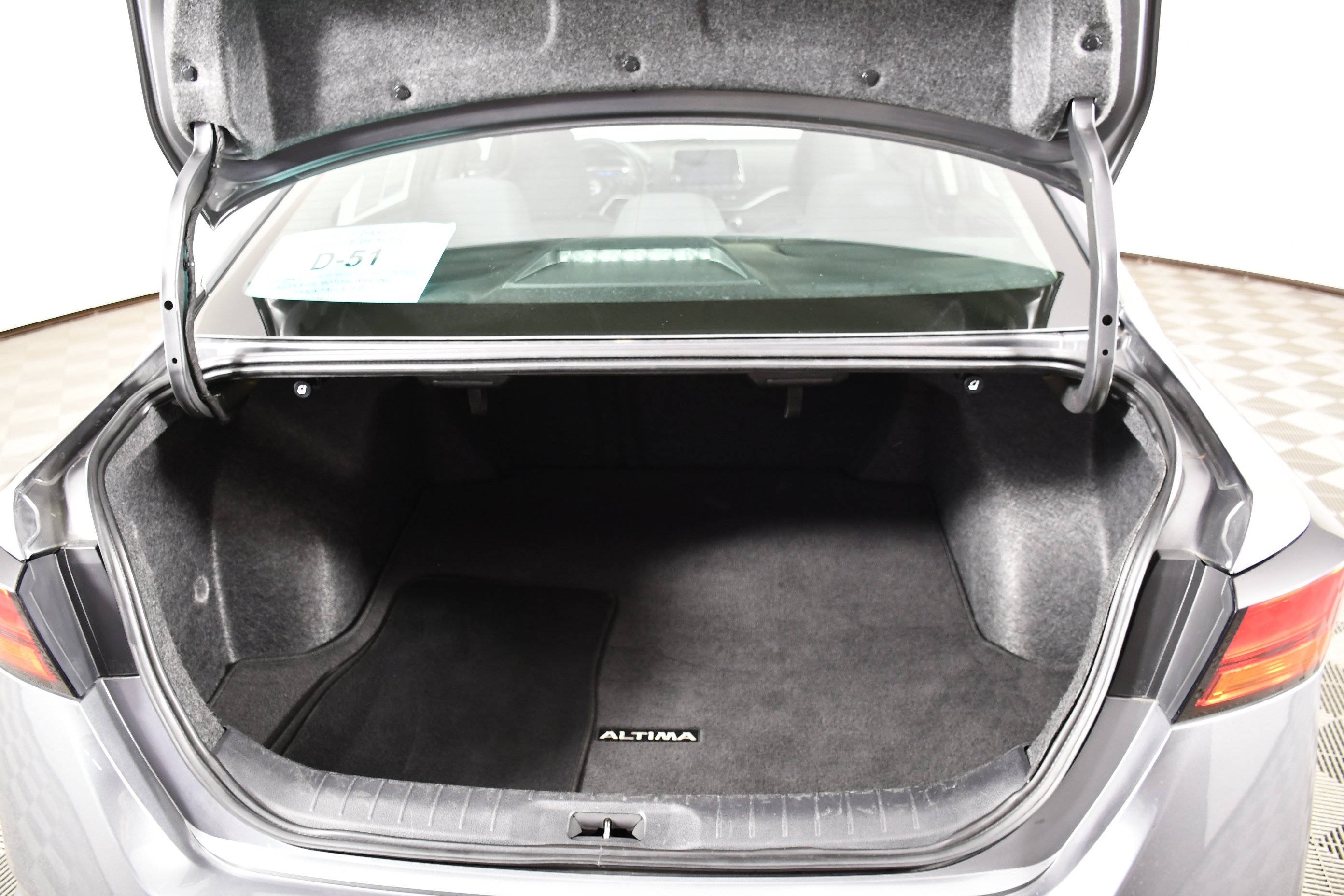 Used 2024 Gun Metallic Nissan 2.5 SV image 48