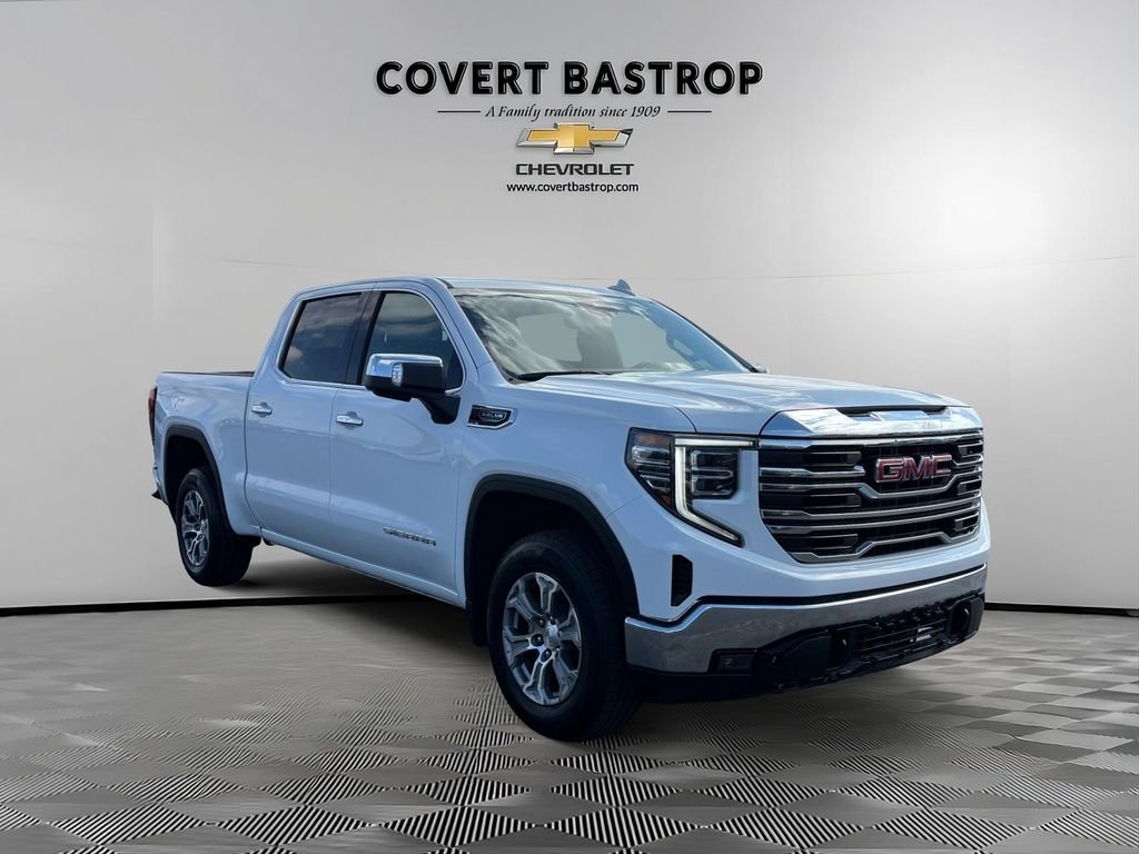 Used 2025 White GMC SLT image 6
