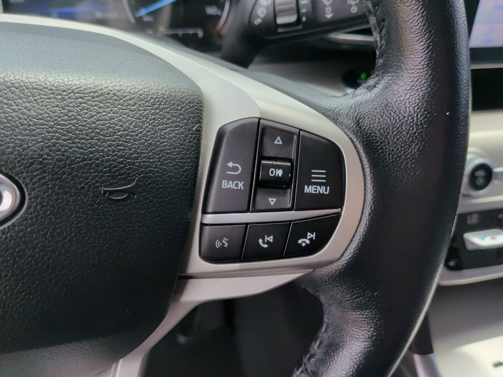 Used 2021 Star White Ford XLT image 18