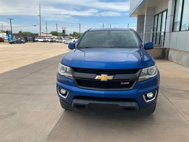 Used 2018 Blue Chevrolet Z71 image 45