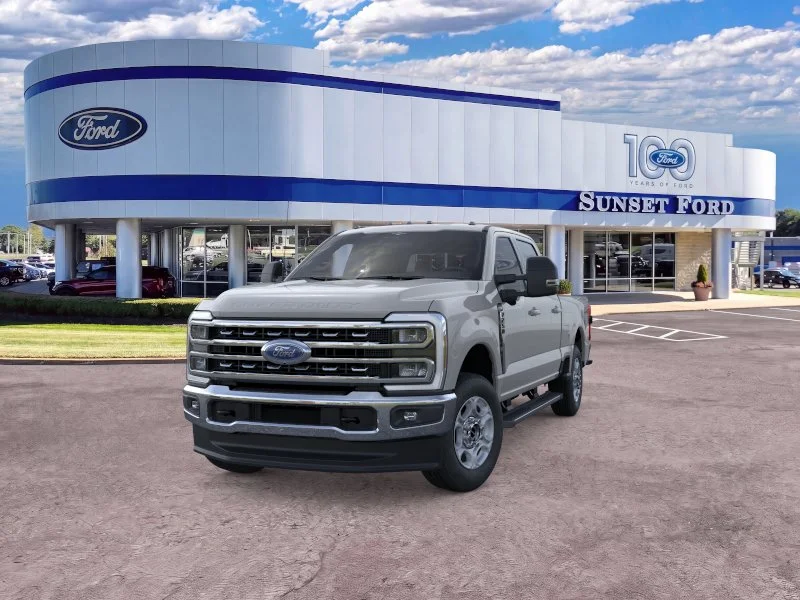 New 2026 Avalanche Ford XLT image 2