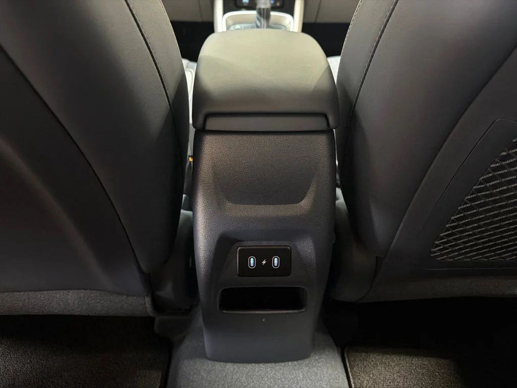 New 2026 Denim W/White Roof Hyundai SEL image 18