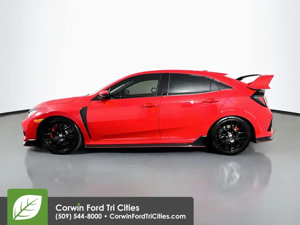 Used 2019 Rallye Red Honda Touring image 6