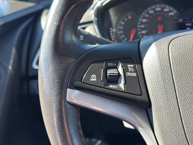 Used 2019 White Chevrolet LT image 17
