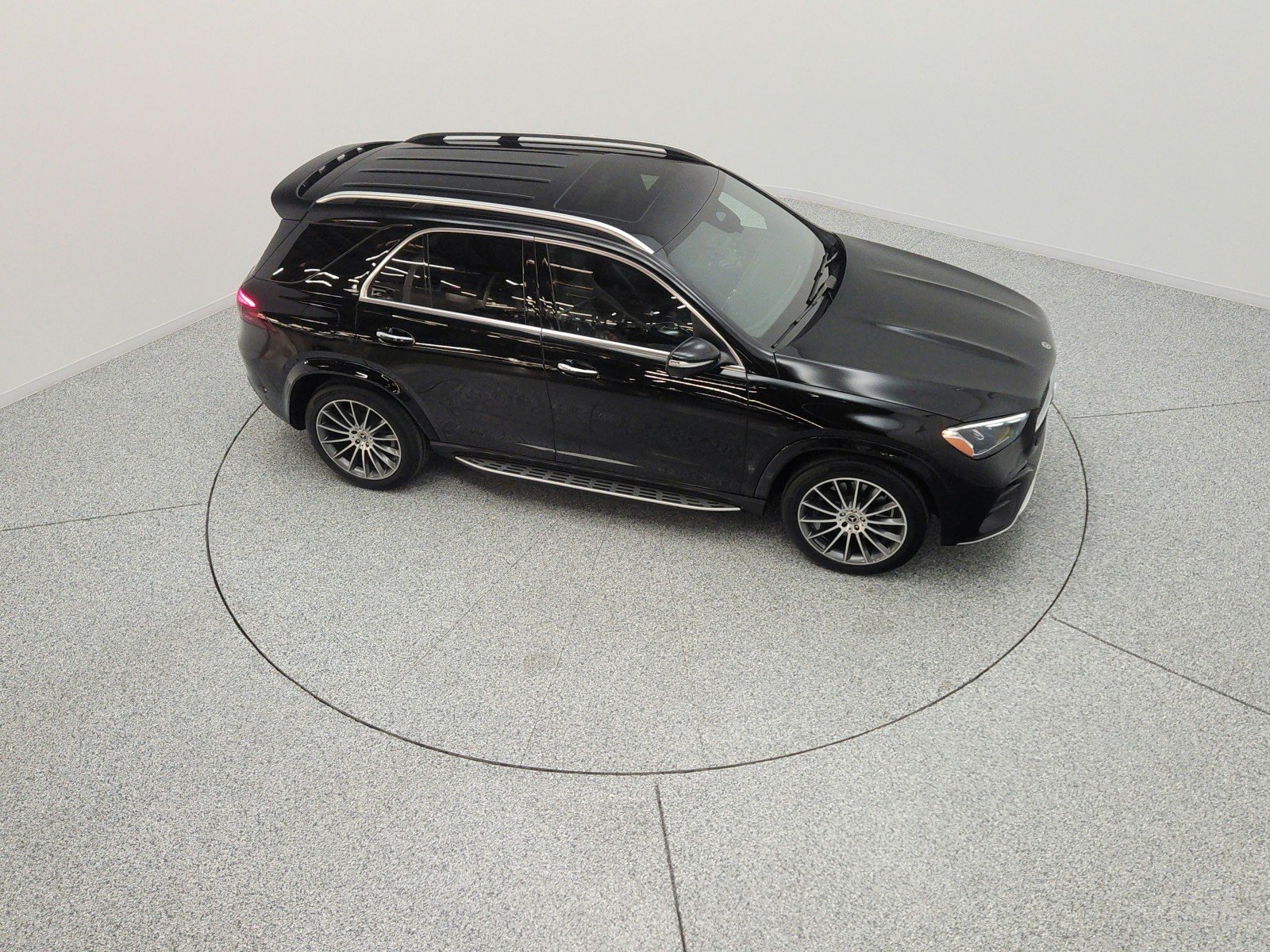 Used 2024 Black Mercedes-Benz GLE 350 4MATIC® SUV image 12