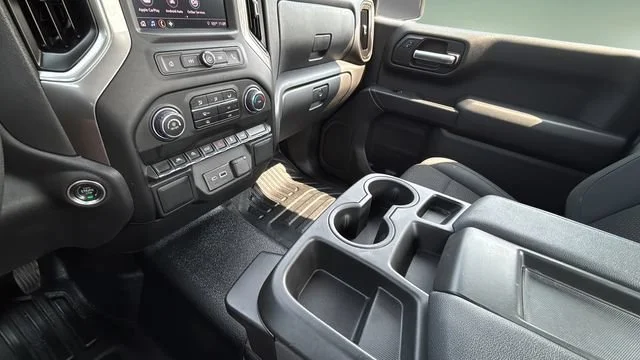 Used 2025 Summit White Chevrolet WT image 15
