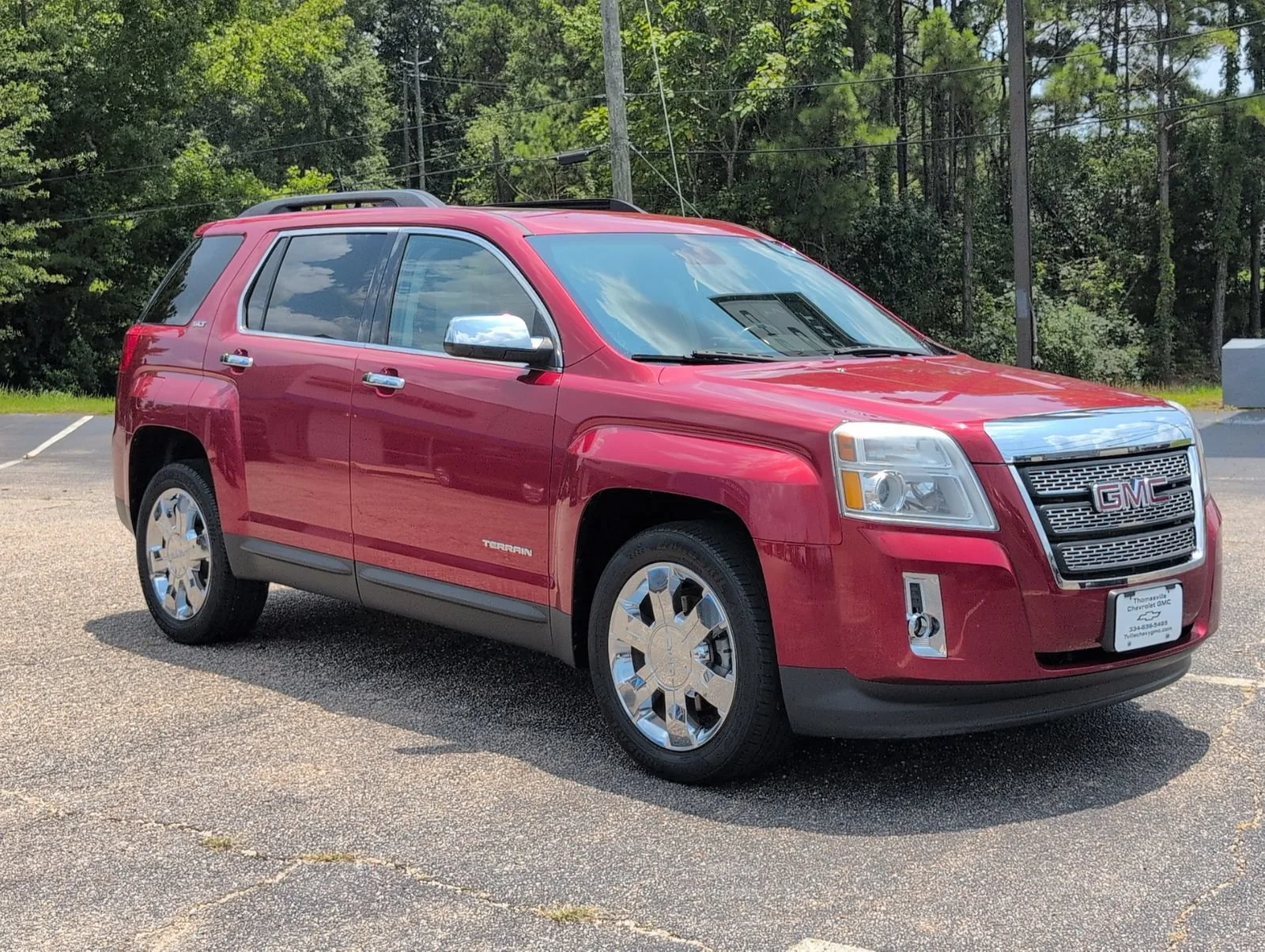 Used 2015 CRYSTAL RED TINTCOAT GMC SLT image 9