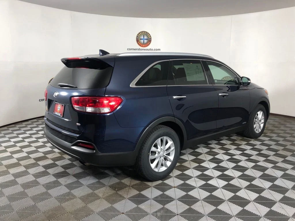 Used 2017 Blue Kia LX image 16