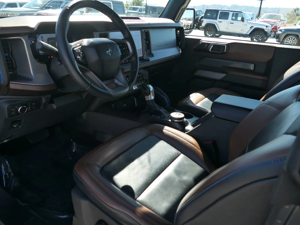 Used 2022 Gray Metallic Ford Outer Banks image 11