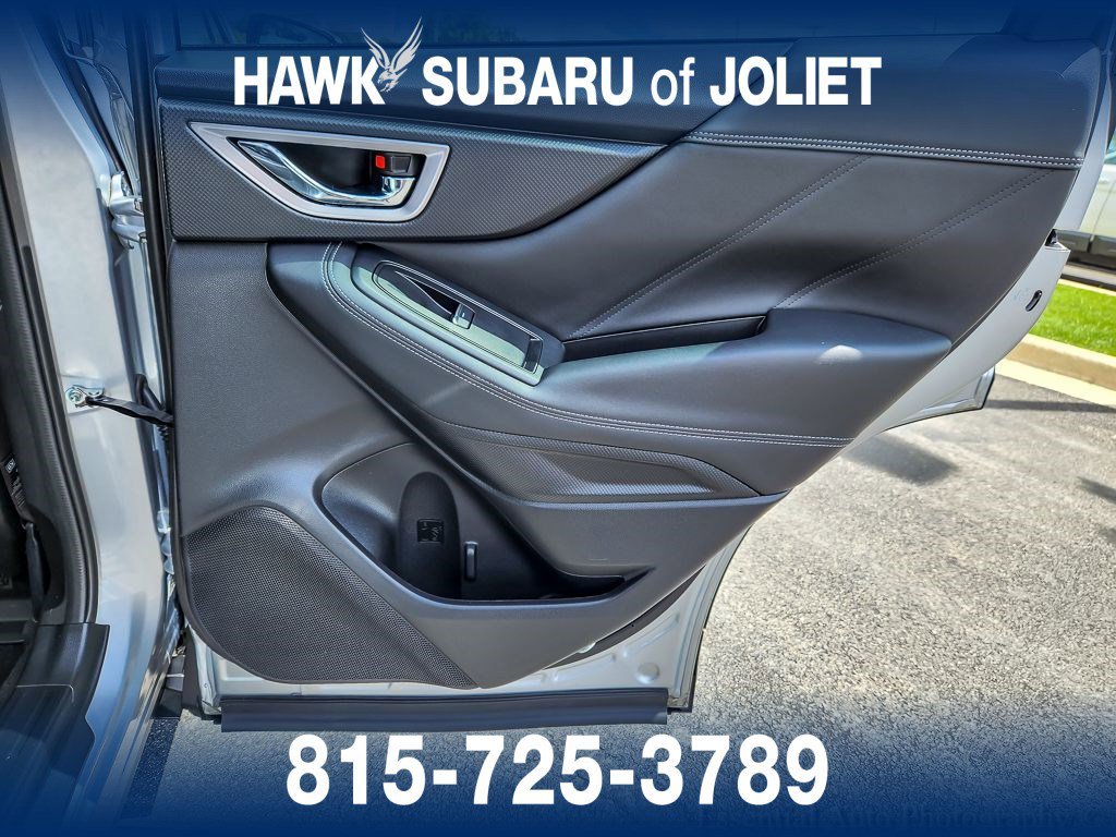 Used 2020 Ice Silver Metallic Subaru Limited image 22