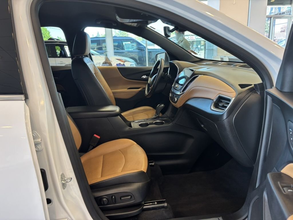 Used 2021 Summit White Chevrolet Premier image 18