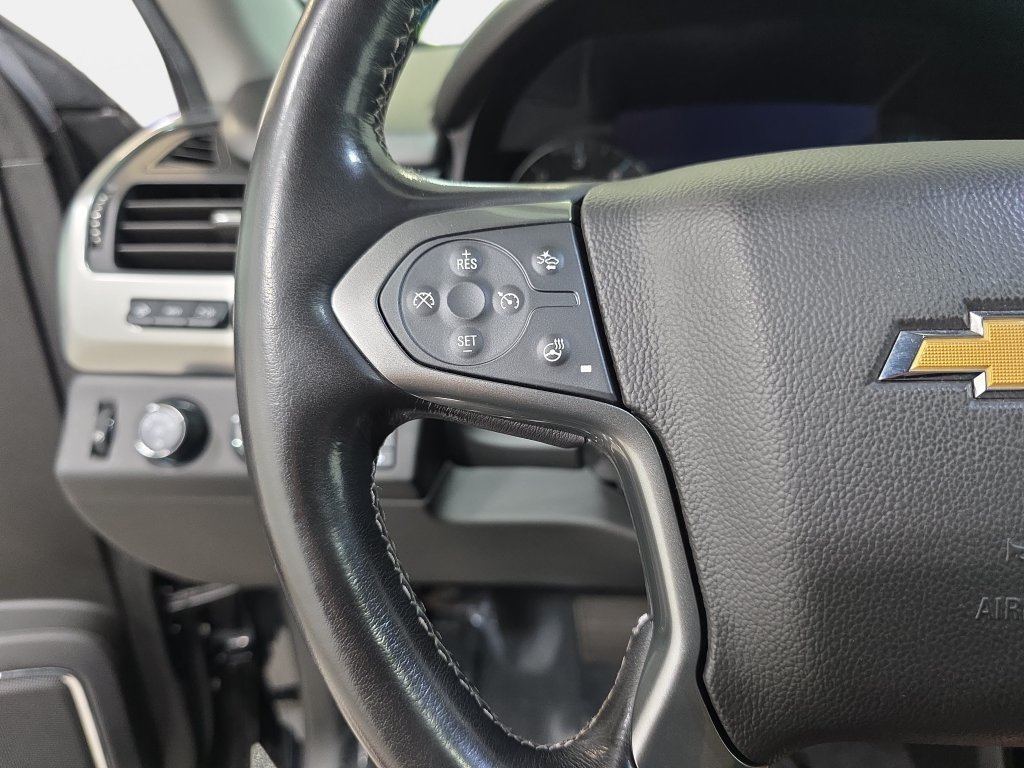 Used 2020 Black Chevrolet Premier image 17