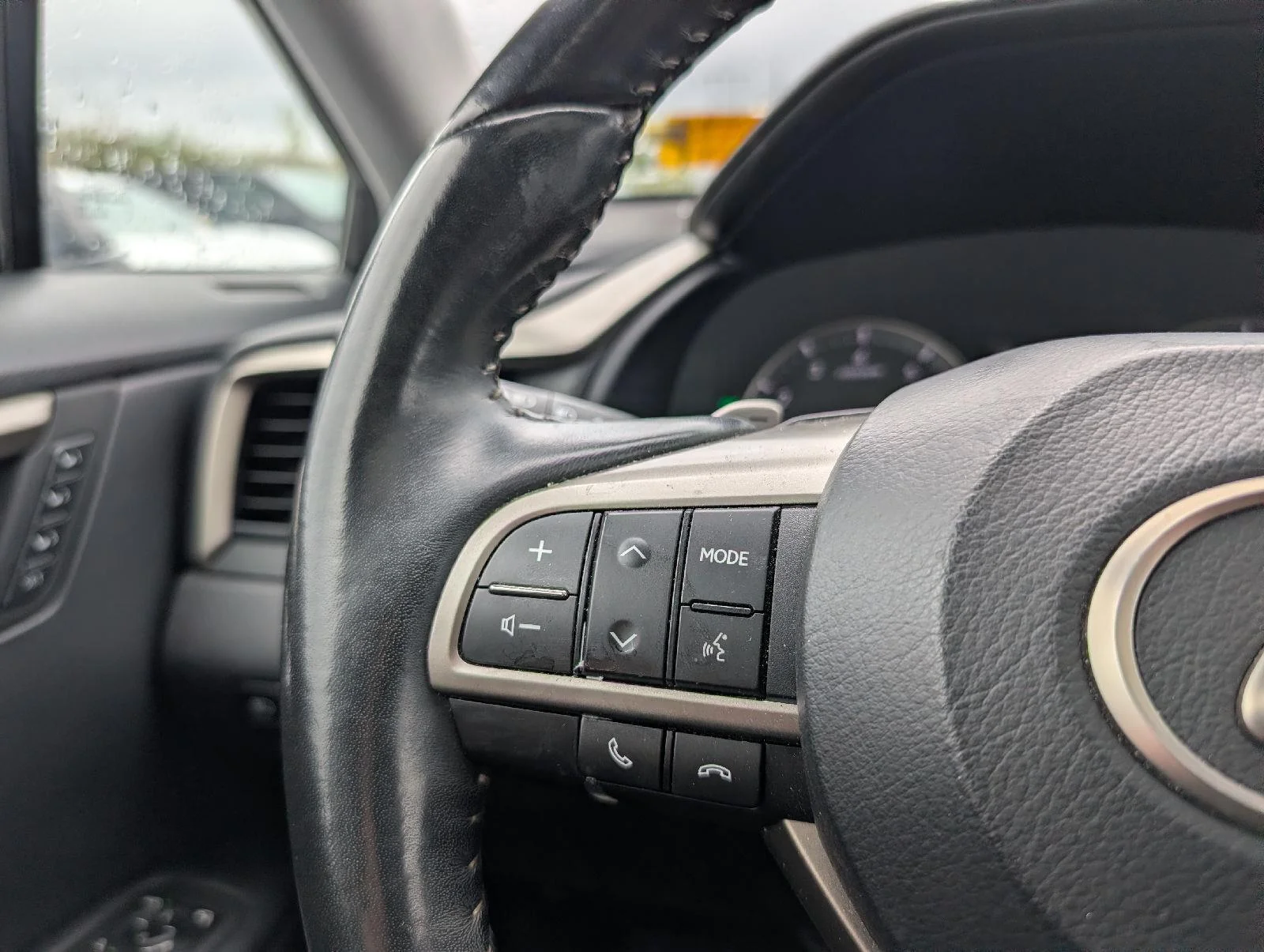 Used 2020  Lexus RX 350 image 12