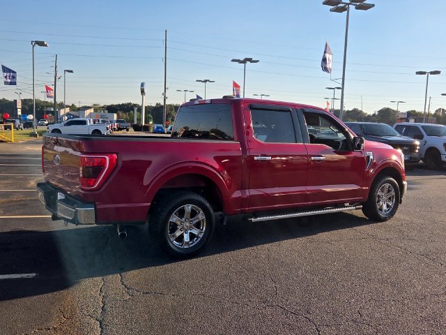 Used 2021 Red Ford XLT image 8