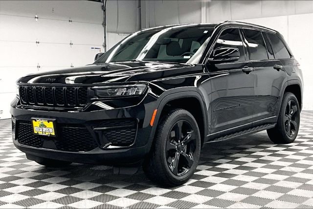 2023 Jeep Grand Cherokee Altitude - Photo 12