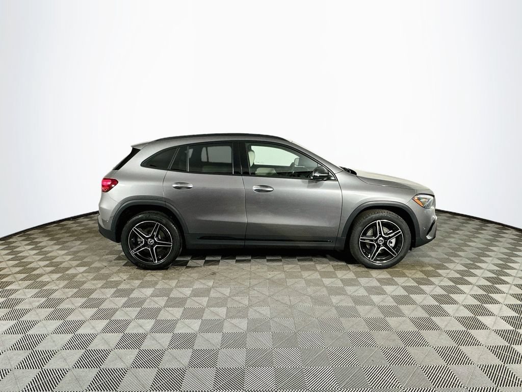 New 2026 Mountain Grey Metallic Mercedes-Benz GLA 250 image 37