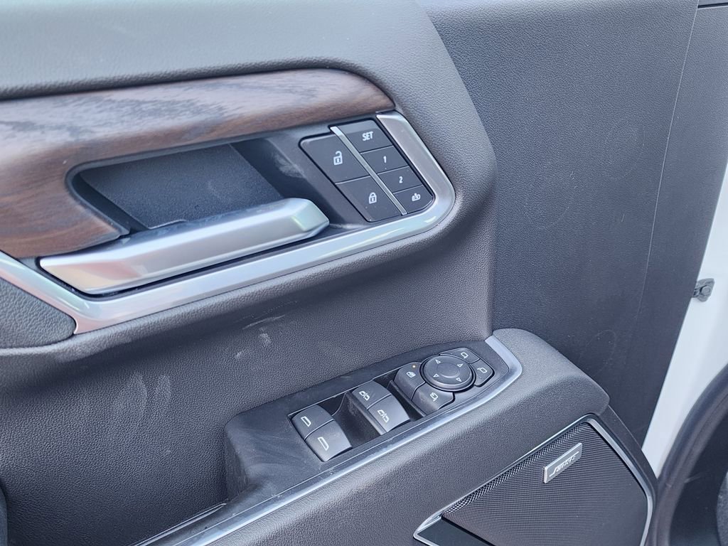 2026 GMC Sierra 1500 SLT - Photo 15