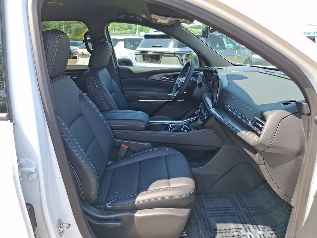 2026 Chevrolet Traverse LT - Photo 26