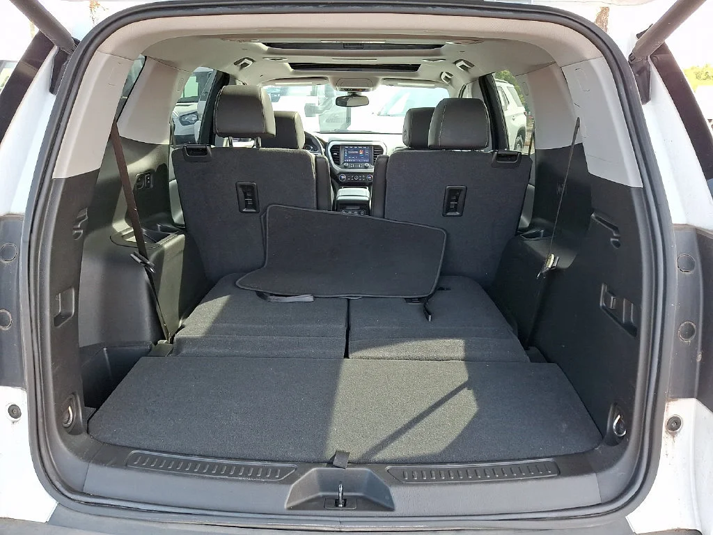 Used 2023 SUMMIT WHITE GMC SLT image 31