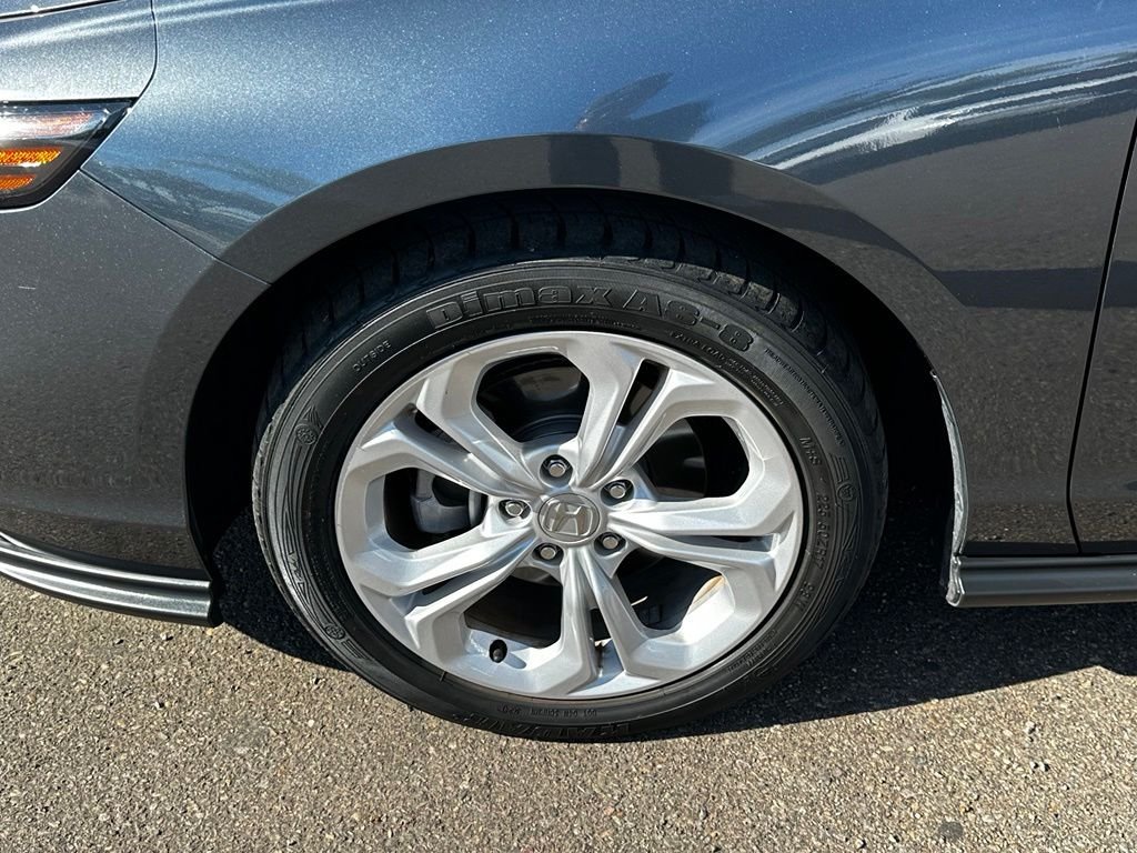 Used 2024  Honda LX image 9