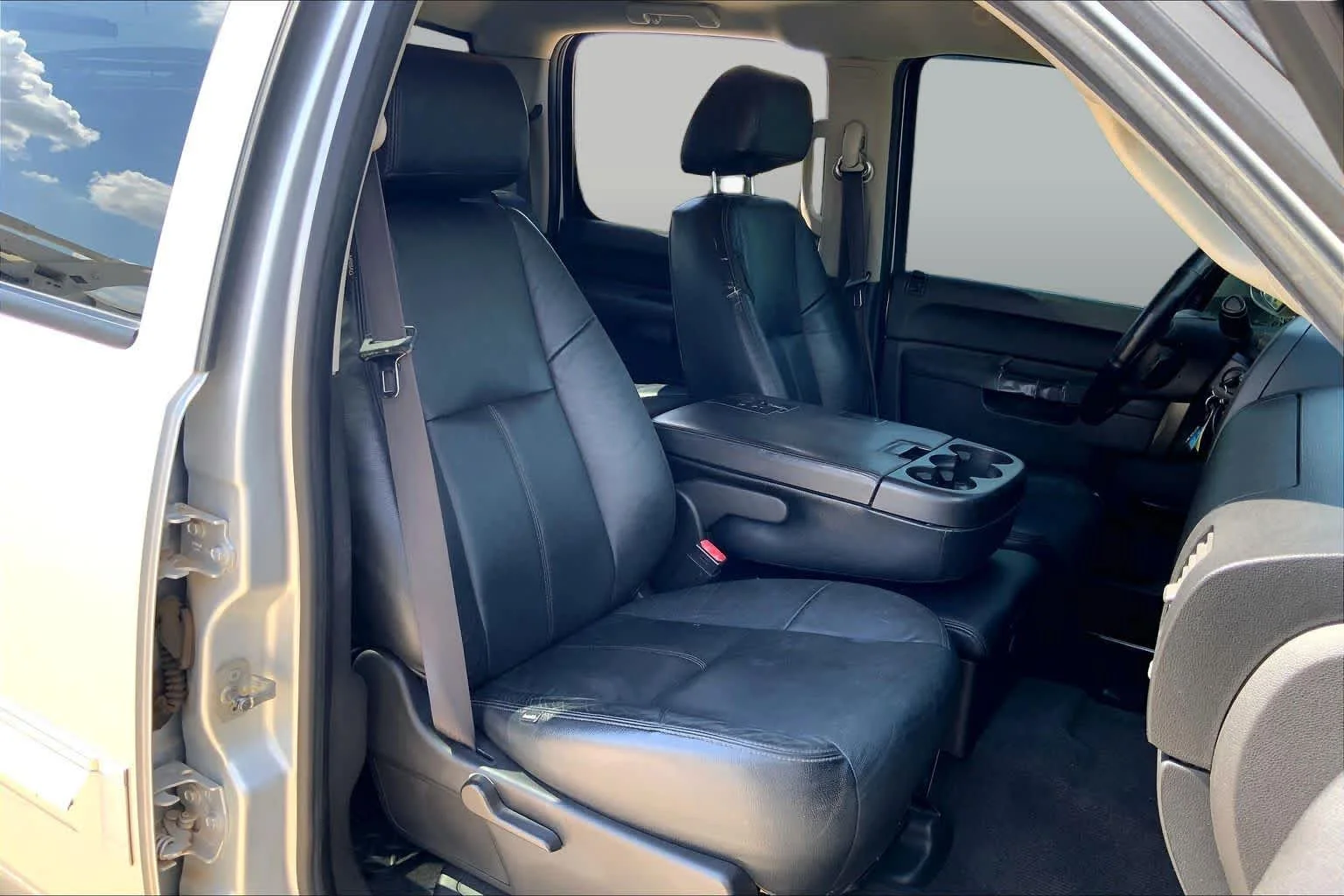 Used 2012 Quicksilver Metallic GMC SLE image 8