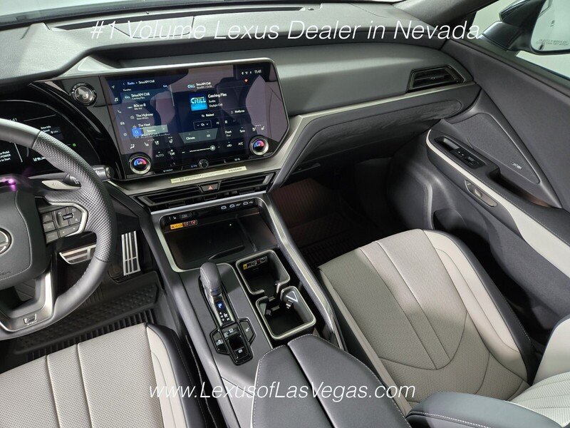 2026 Lexus TX 500h F-Sport - Photo 15