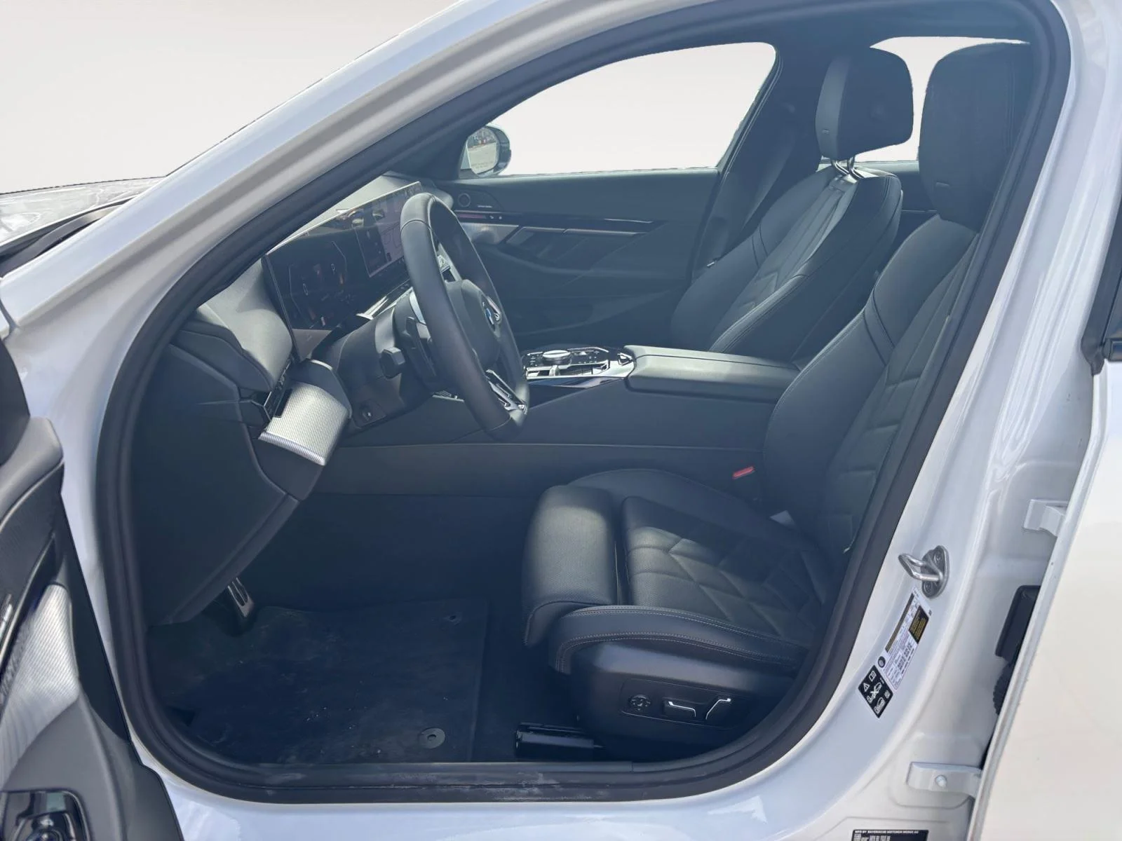 Used 2026 Mineral White Metallic BMW 530i xDrive image 20