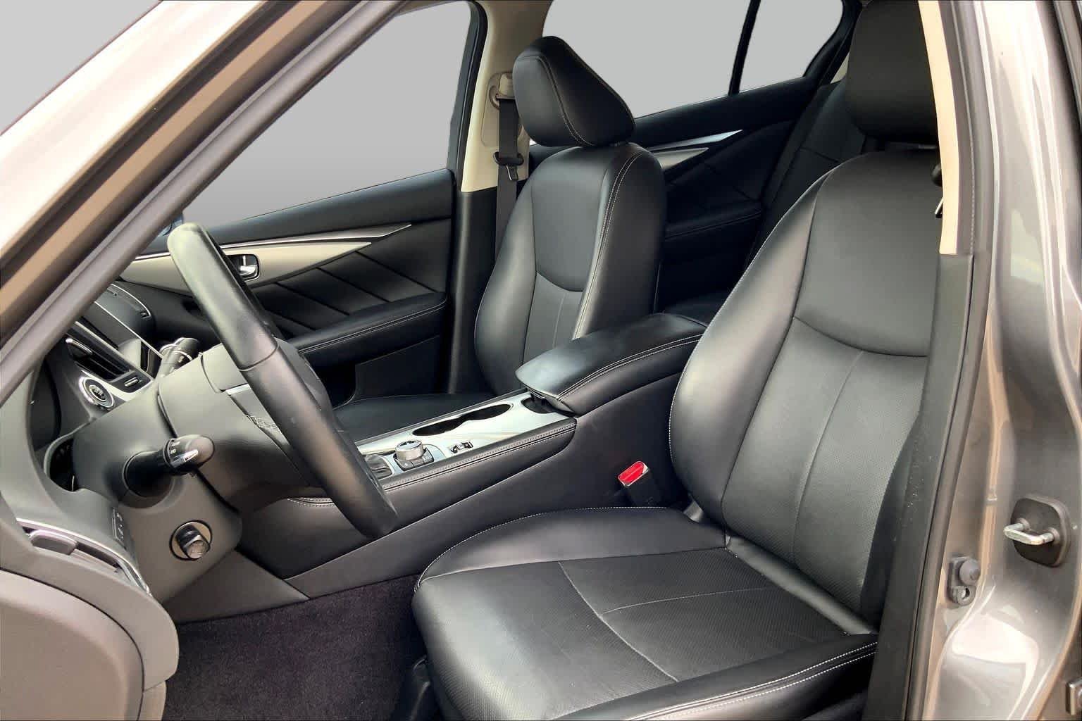 Pre-Owned 2023 INFINITI Q50 LUXE