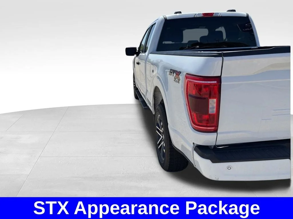 Used 2023 White Ford XL image 4