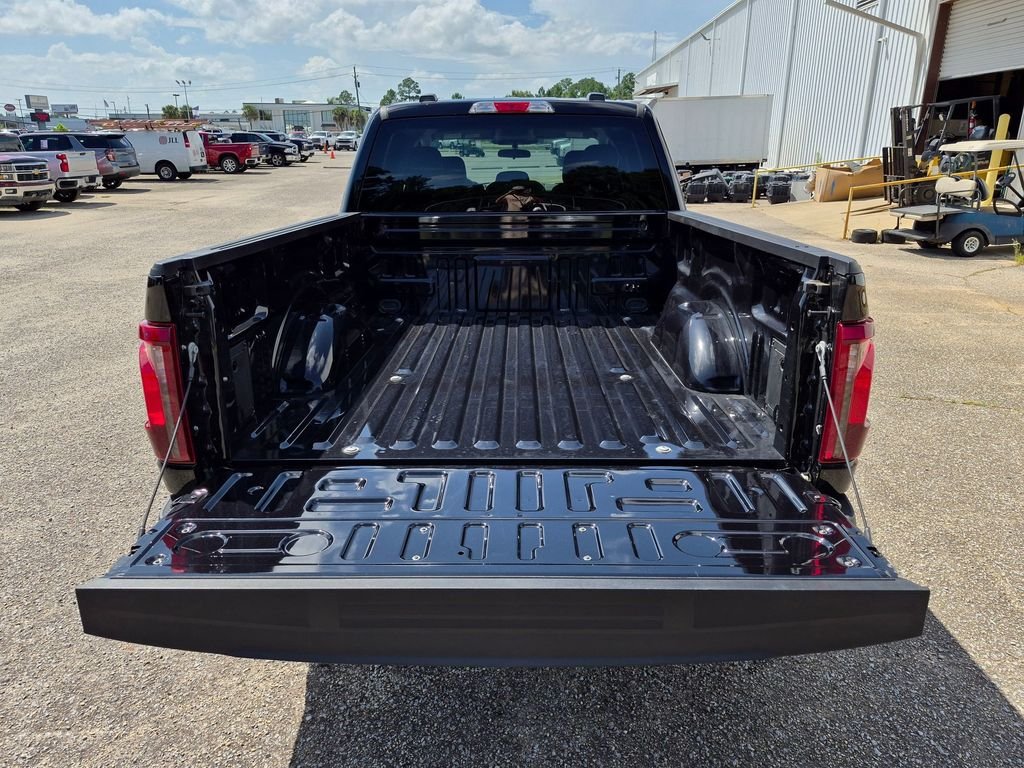 Used 2025 Black Ford XLT image 30