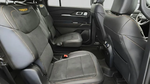 New 2026 Vapor Blue Metallic Ford Tremor® image 51