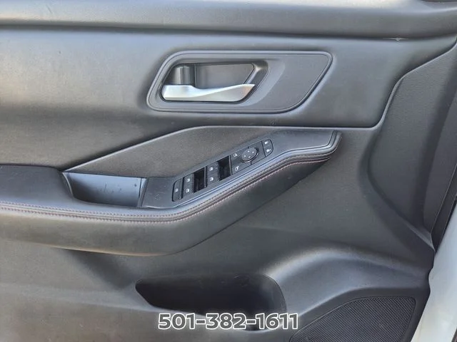 Used 2025 White Nissan Rock Creek image 29
